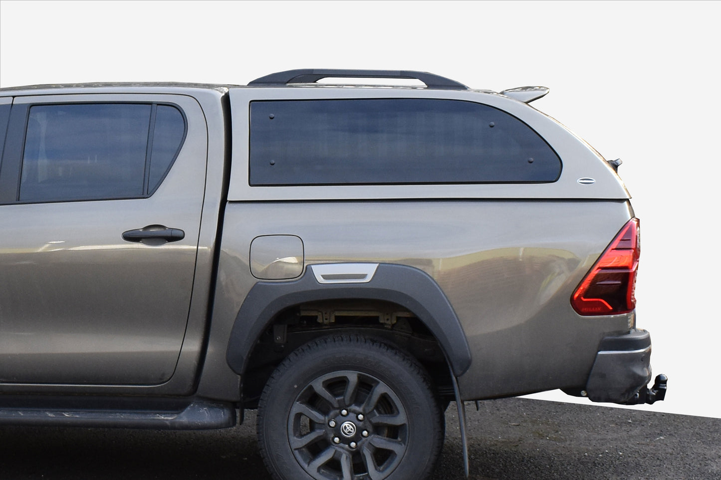 Hardtop „Grand“ für Toyota Hilux Doppelkabine ab 2016